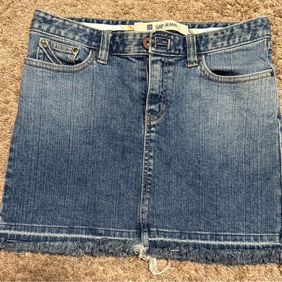 GAP Classic Blue Denim Mini Skirt - Picture 1 of 3